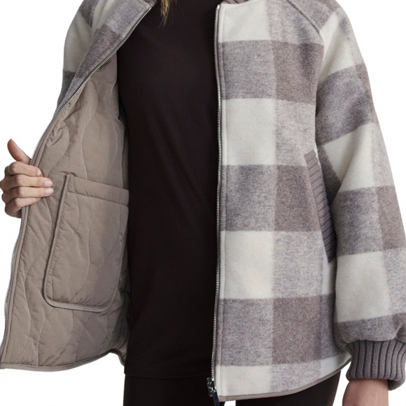 VARLEY Reno Reversible Jacket (2025) - Picture 2 of 3